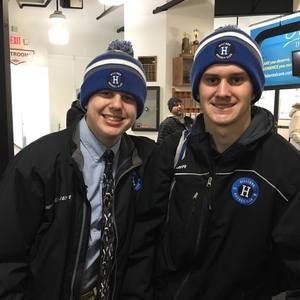 Meet your Posher, Kelly